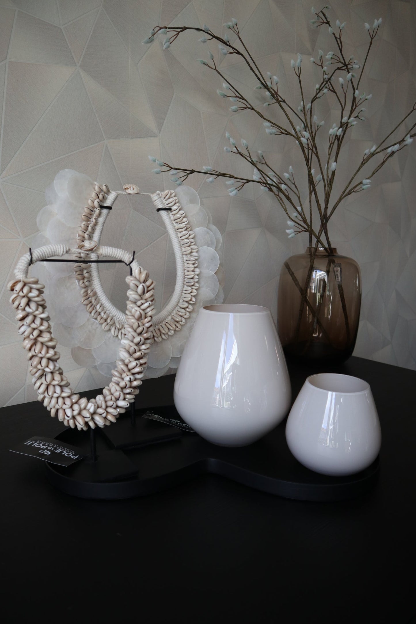 Dienblad Villeta | Zwart | Vase The World | L45 × B24 × H2cm | Kidney Tray