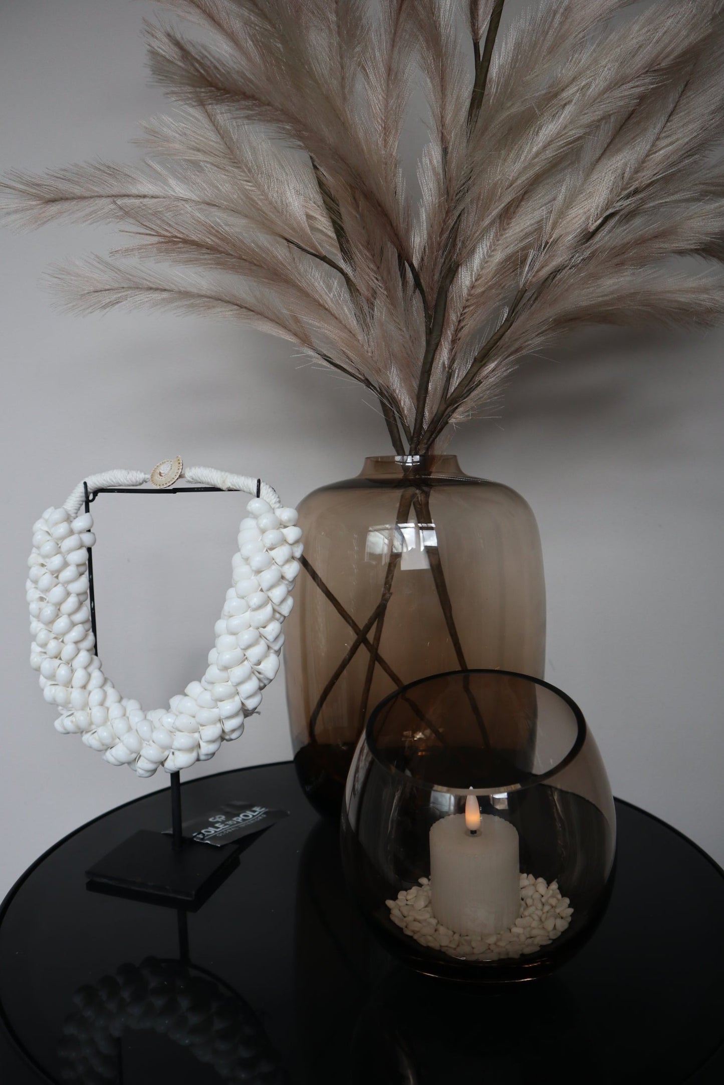 Schelpenketting op standaard | Wit | Pole To Pole | Small