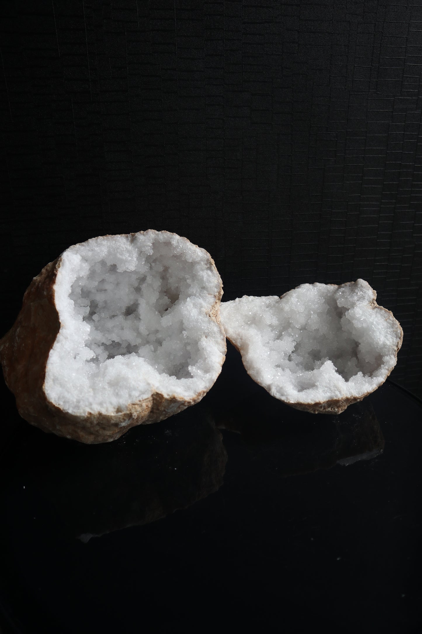 XXL Bergkristal Geode Paar 11.1KG