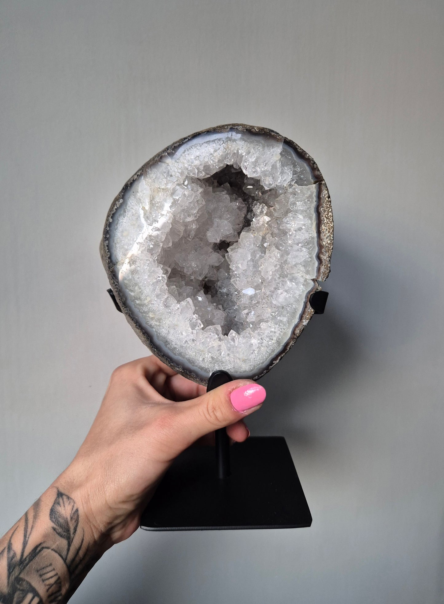 XL Agaat/Kwarts Geode op standaard