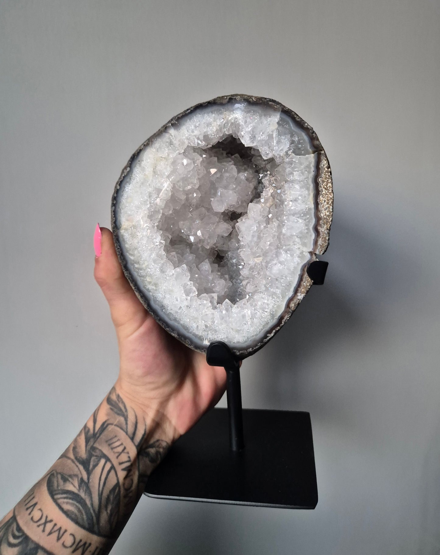 XL Agaat/Kwarts Geode op standaard