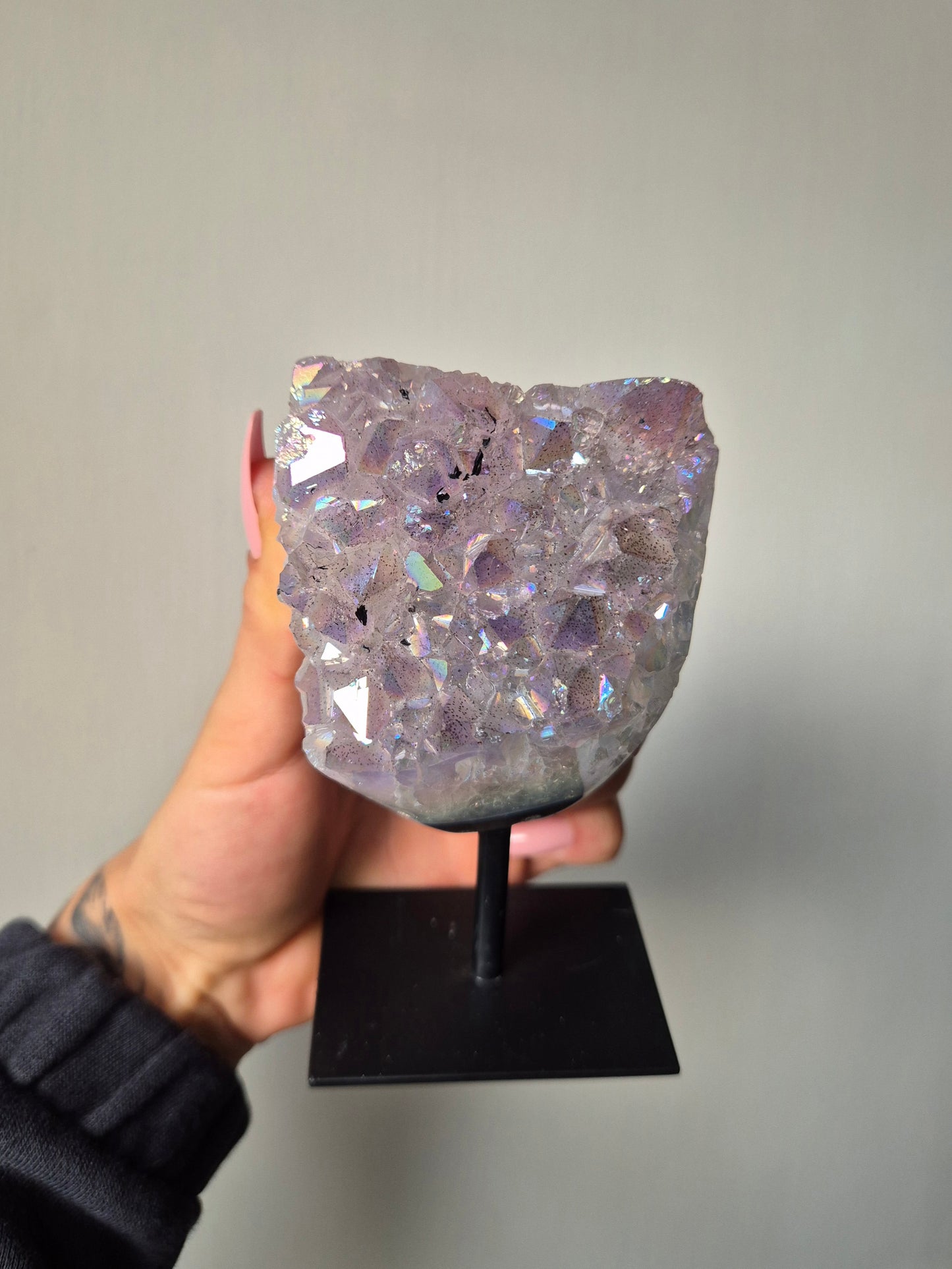 Angel Aura Amethist op standaard