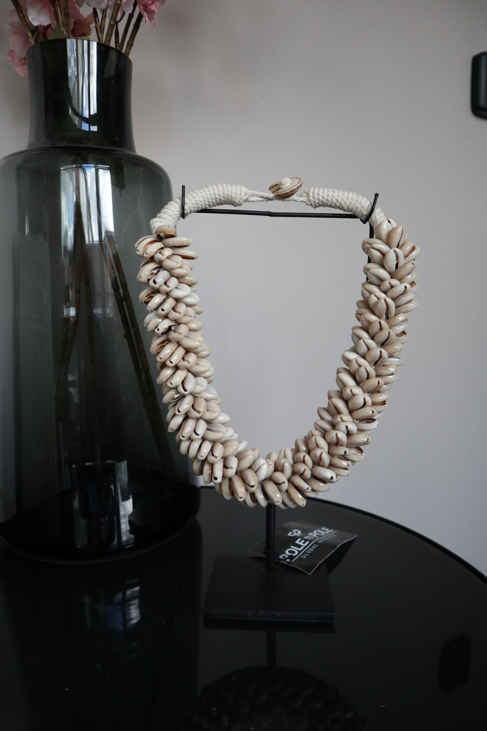 Schelpenketting op standaard | Small